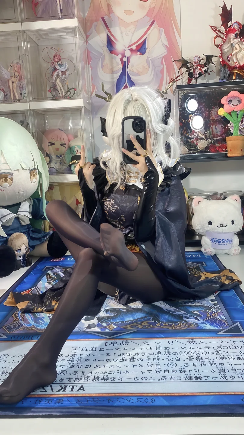 白栎Shirly - No.025 NIKKE 布兰儿 [130P,27V-3.22GB] tg@simisebaisi 【丝足阁】110.webp